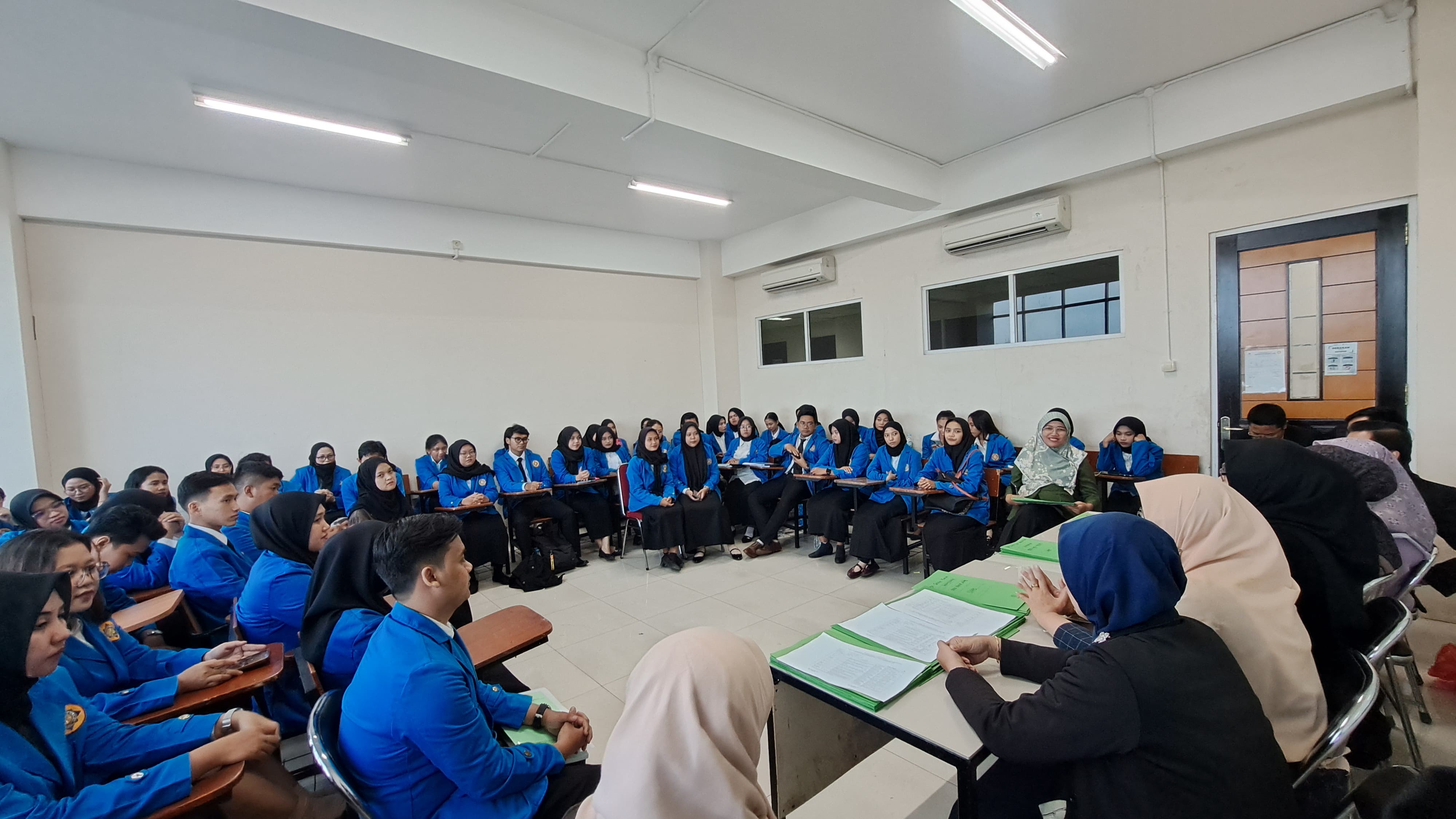 Mahasiswa Prodi Pendidikan Pancasila da Kewarganegaraan