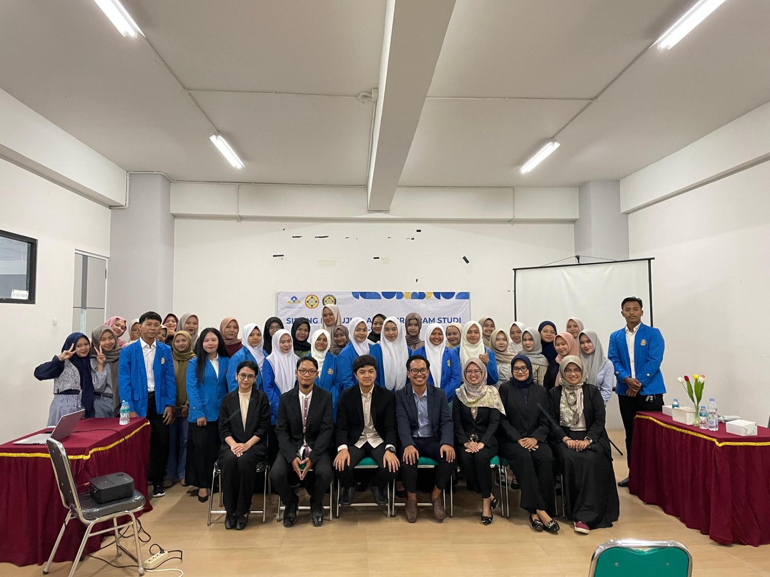 Seminar PRAUAPS