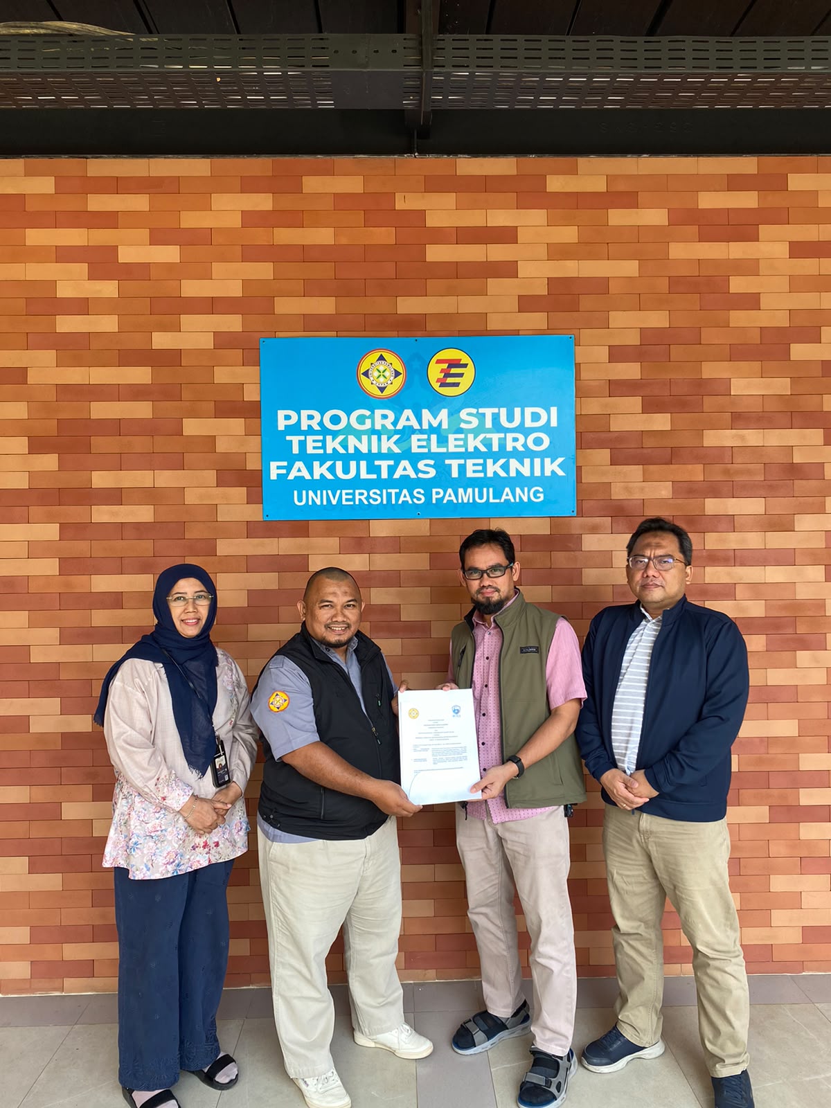 Penandatanganan IA dan Webinar Teknik Elektro UNPAM dengan ID-ICS
